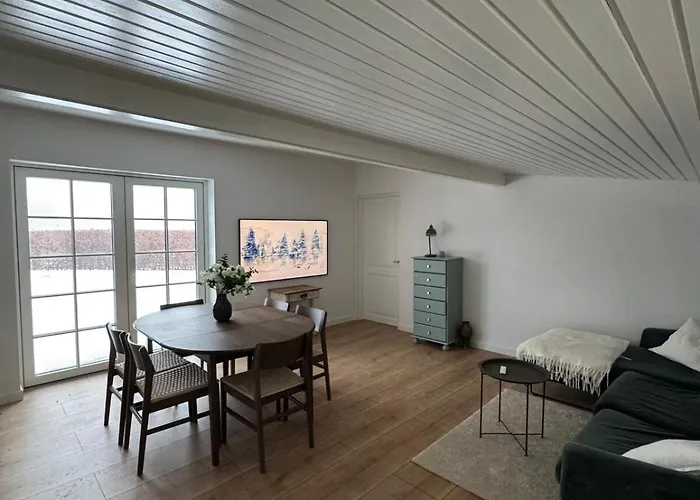 Newly Built With Large Garden, As Well As Views 빌라 *